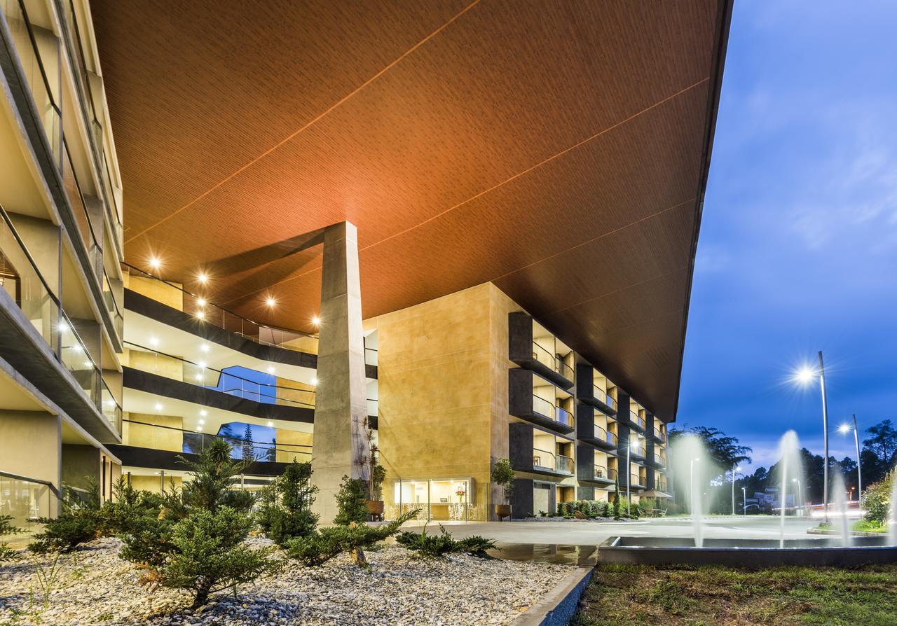 Travelers Rio Verde Living Suites Ріонегро Екстер'єр фото